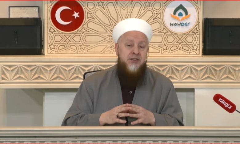 Namazda Gürültü Yapan Çocuklar ve Ebeveynleri
