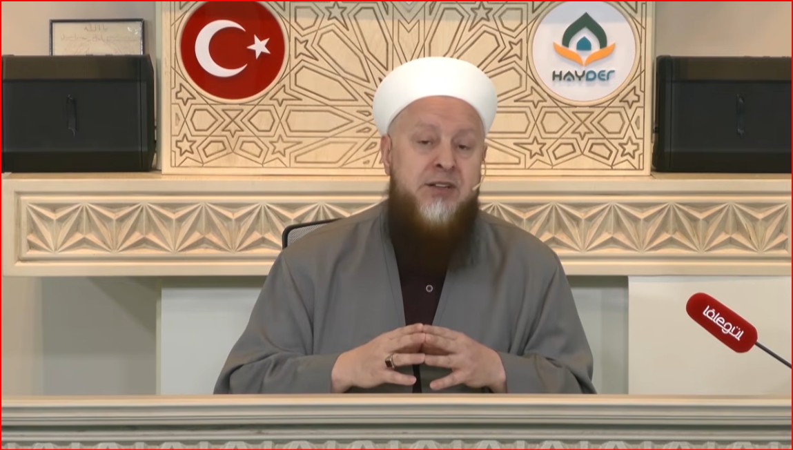 Namazda Gürültü Yapan Çocuklar ve Ebeveynleri